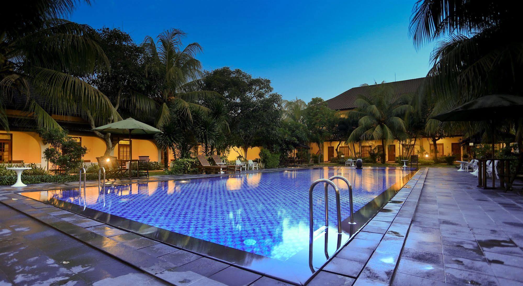 Lombok Garden Hotel 4*